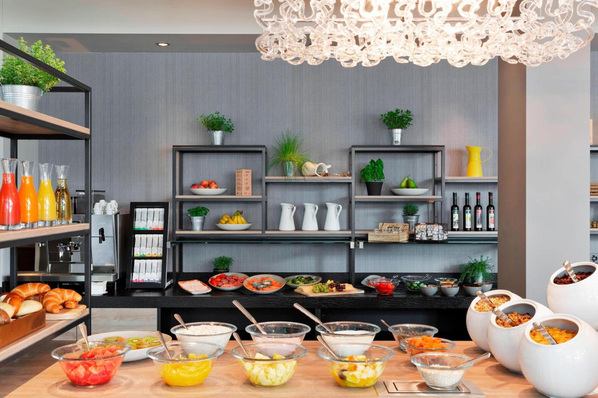 Courtyard By Marriott Zurich North Hotel Eksteriør billede
