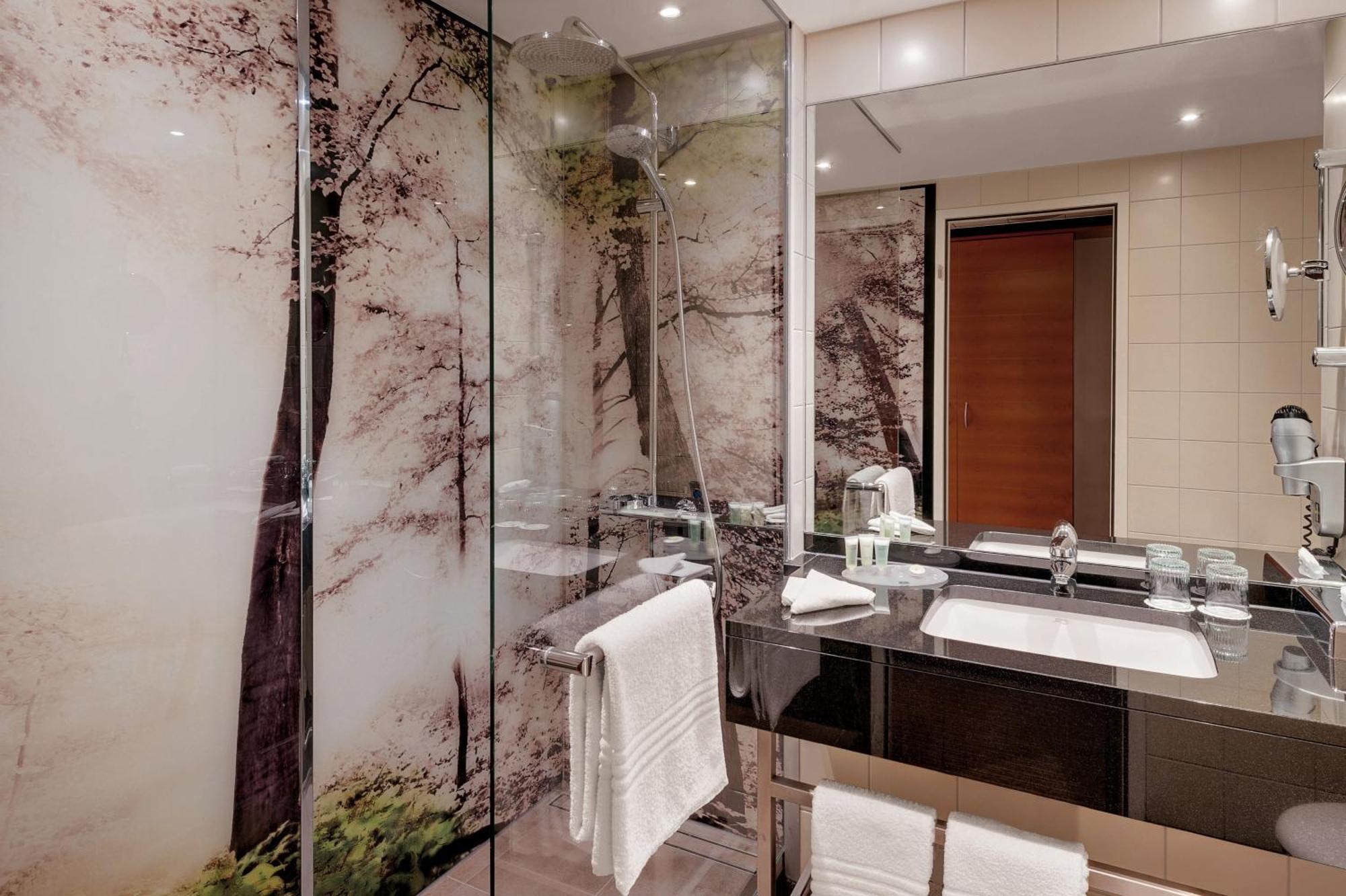 Courtyard By Marriott Zurich North Hotel Eksteriør billede